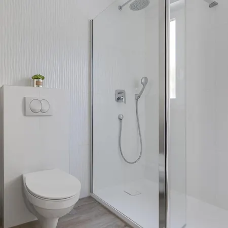 Luxury Sea View By Interhome *