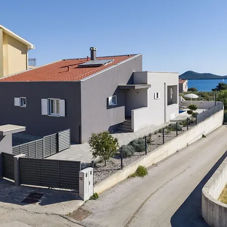 Ferienhaus Luxury Sea View By Interhome *
